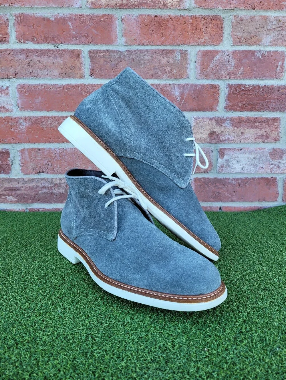 Mens WALLIN & BROS Grey Suede Chukka Boots Size 42 ~ US Size 9
